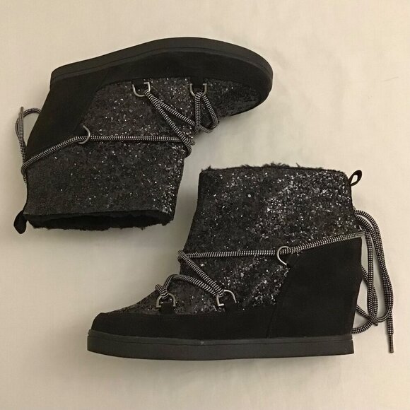 Juicy Couture 8.5 Women’s Glitter Suede Wedge Ankle Boots Black Faux Fur Lined - Picture 9 of 11